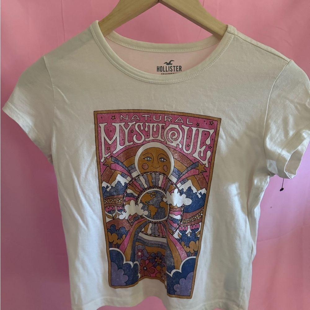 Vintage Hollister Cream Mystique Graphic Baby Tee